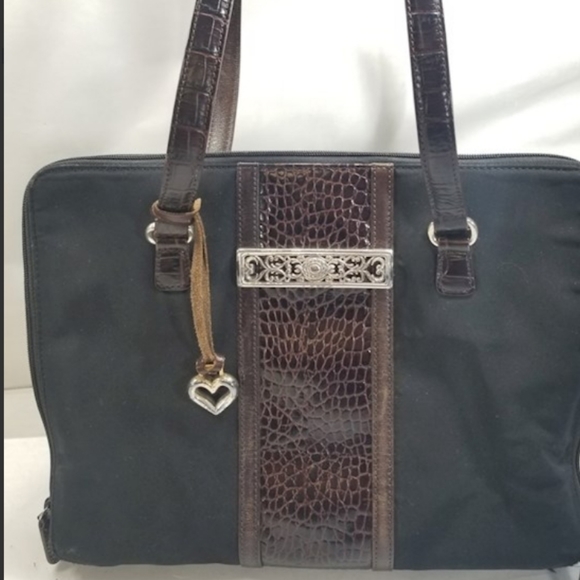 BRIGHTON GUC LRG Heart MESSENGER BAG - Picture 3 of 8